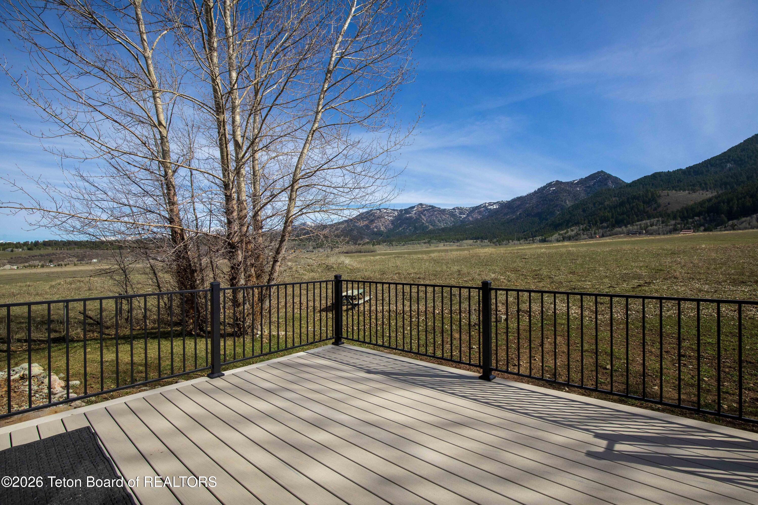 898 SADDLE Drive