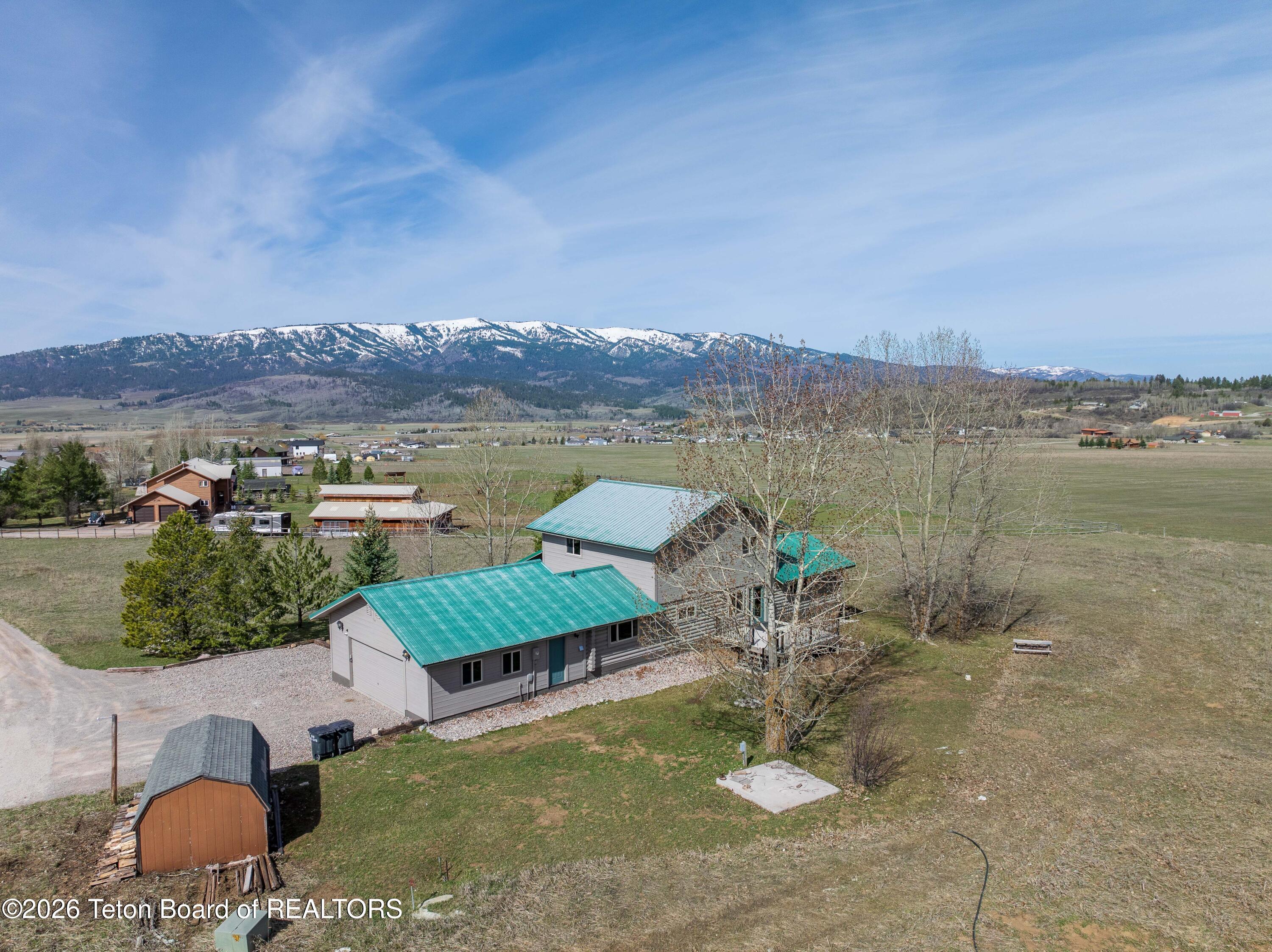 898 SADDLE Drive