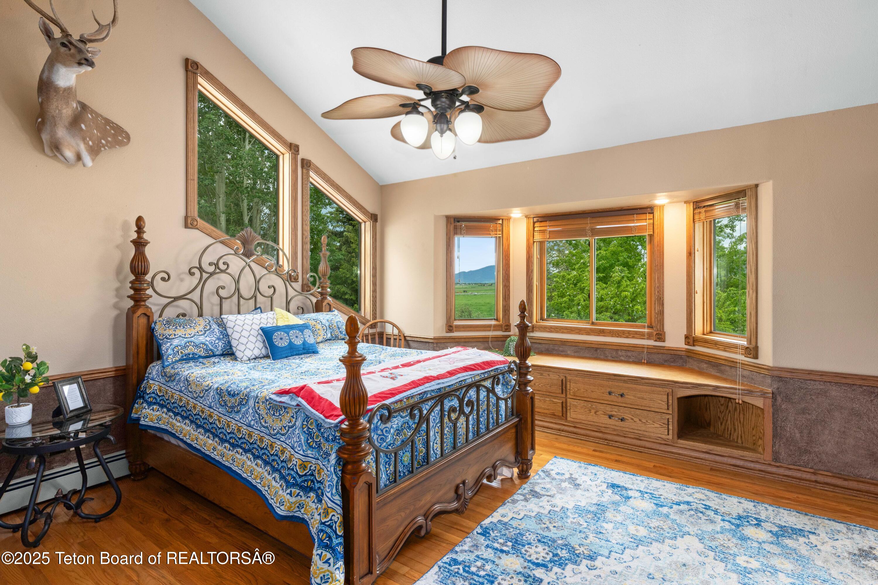 1255 LOST CREEK Road