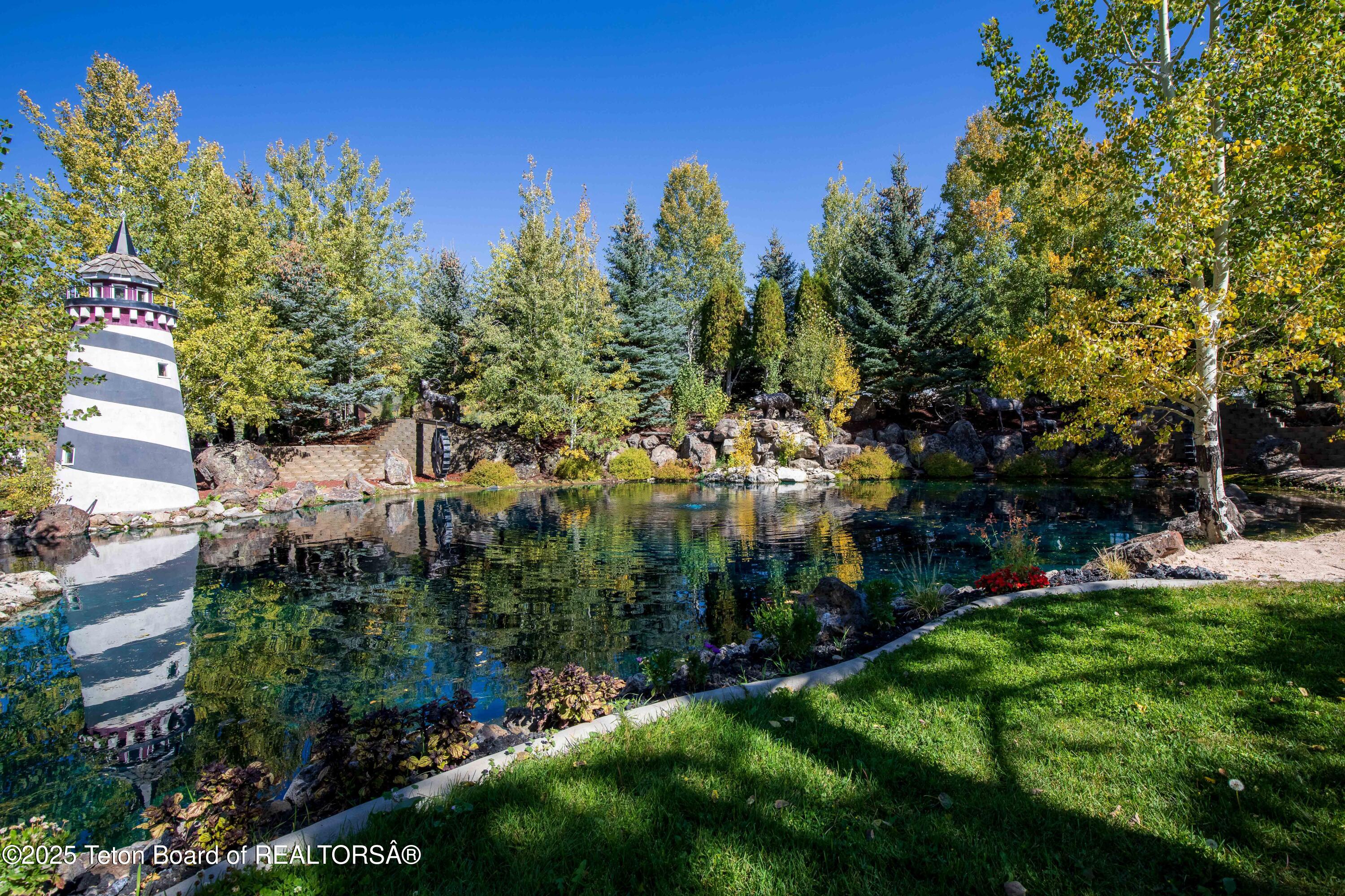 1255 LOST CREEK Road