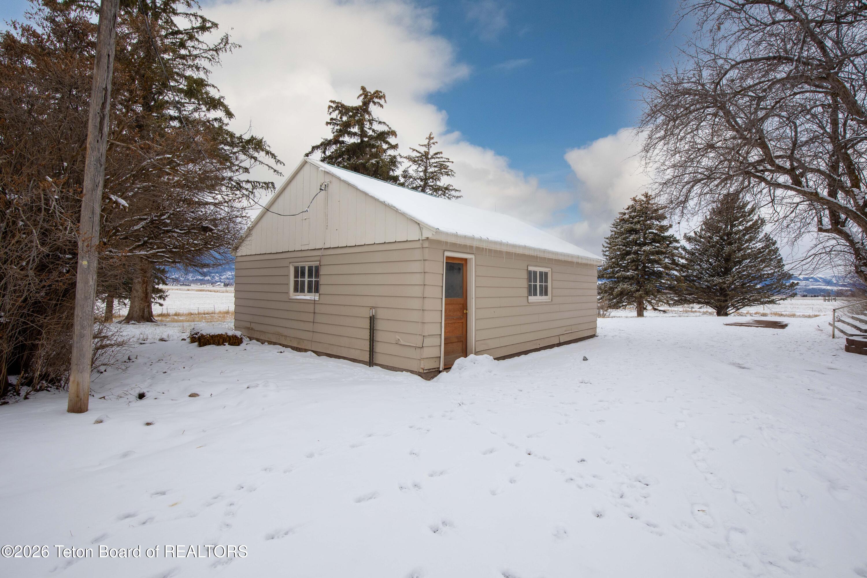 2226 IRWIN NORTH Road