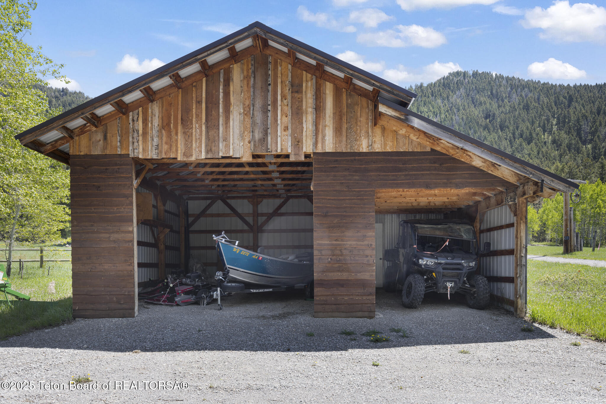 2883 STEWART TRL Road