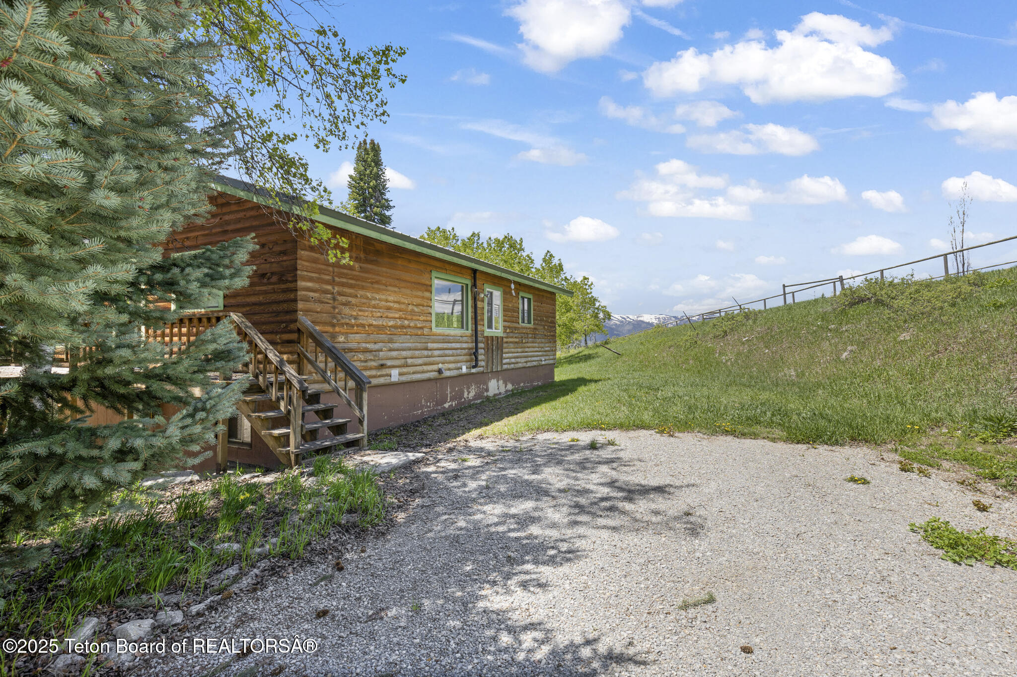 2883 STEWART TRL Road