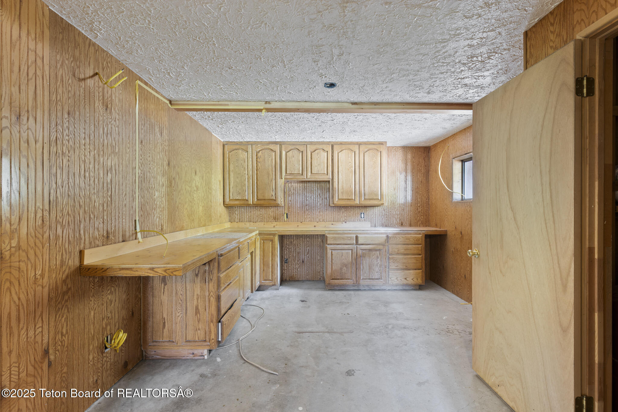 2883 STEWART TRL Road