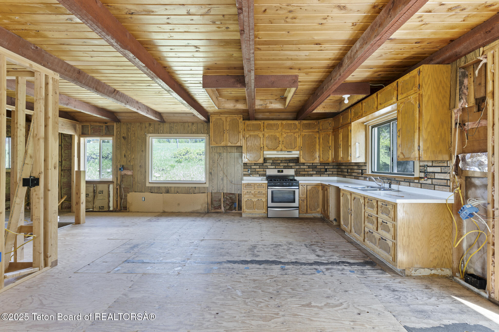 2883 STEWART TRL Road