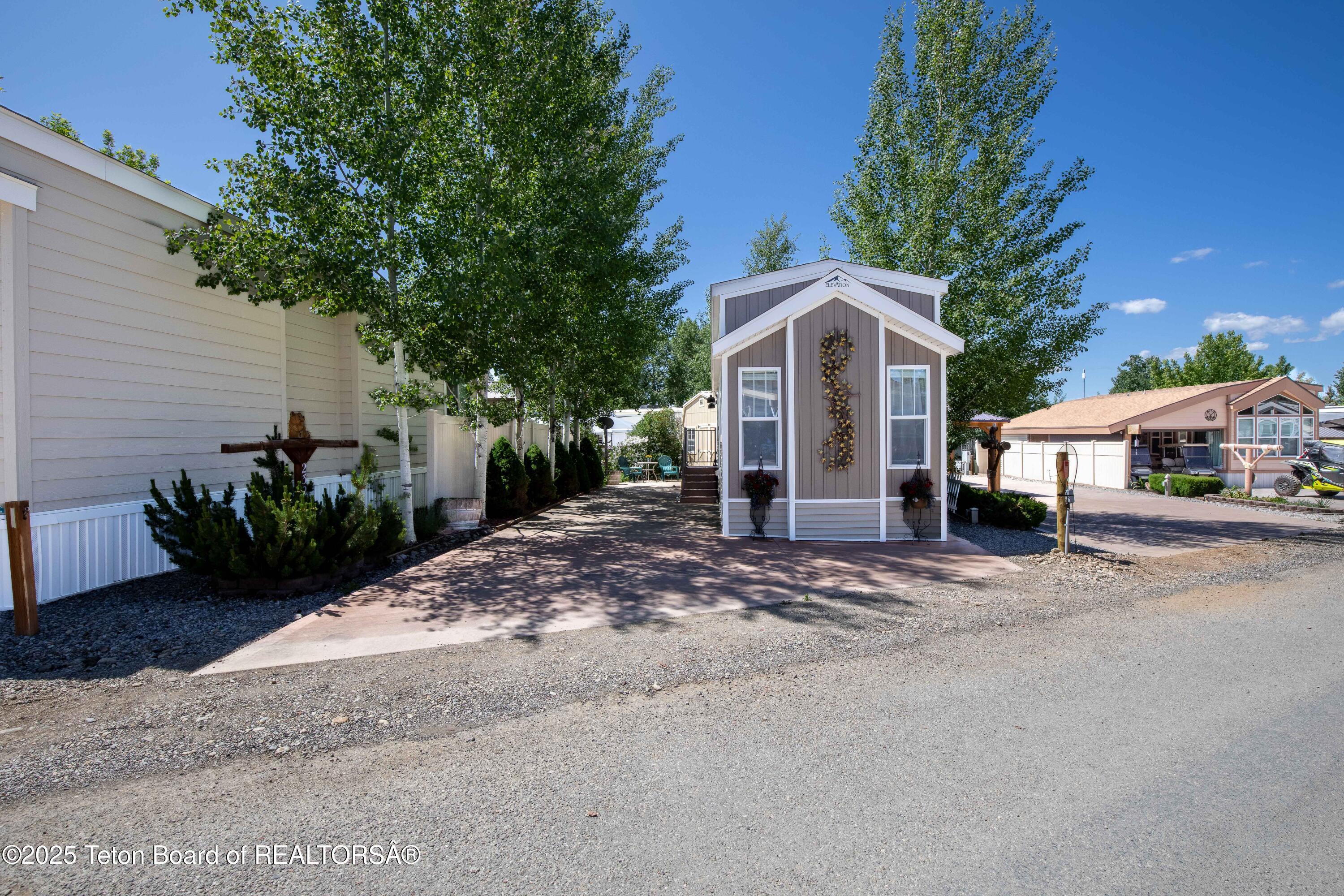 110 OXBOW Drive