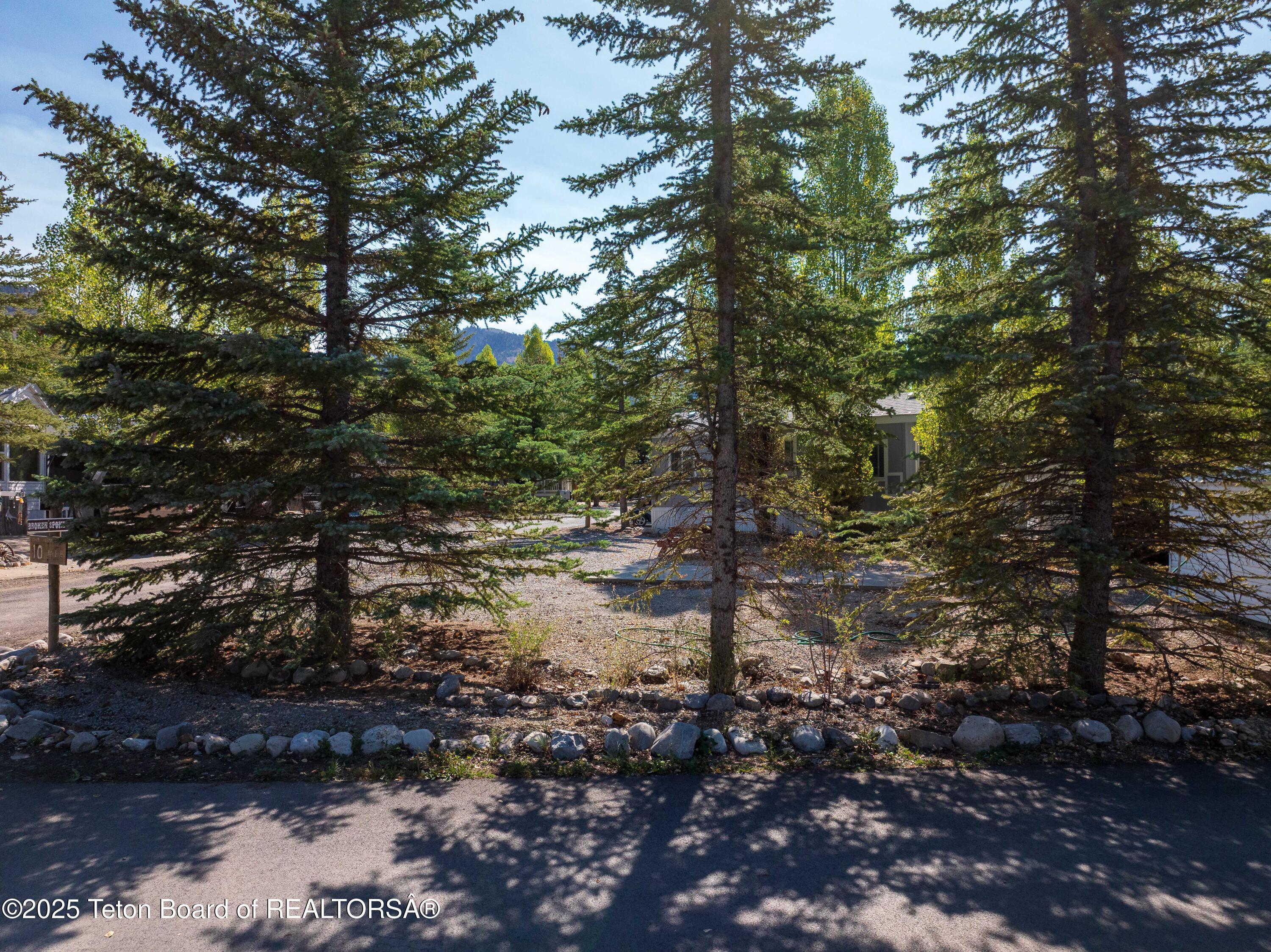 217 OXBOW Drive