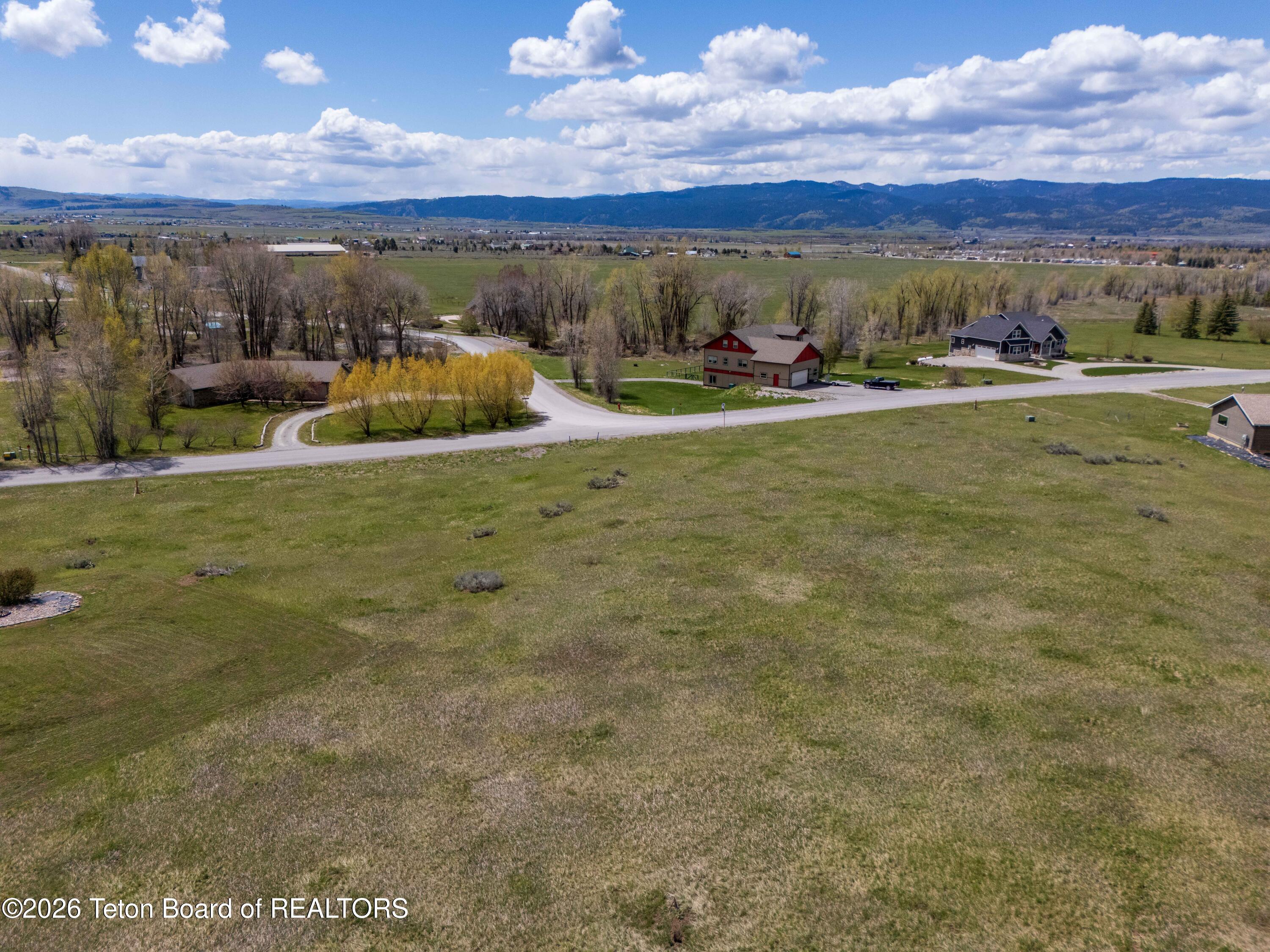 905 CEDAR CREEK Drive