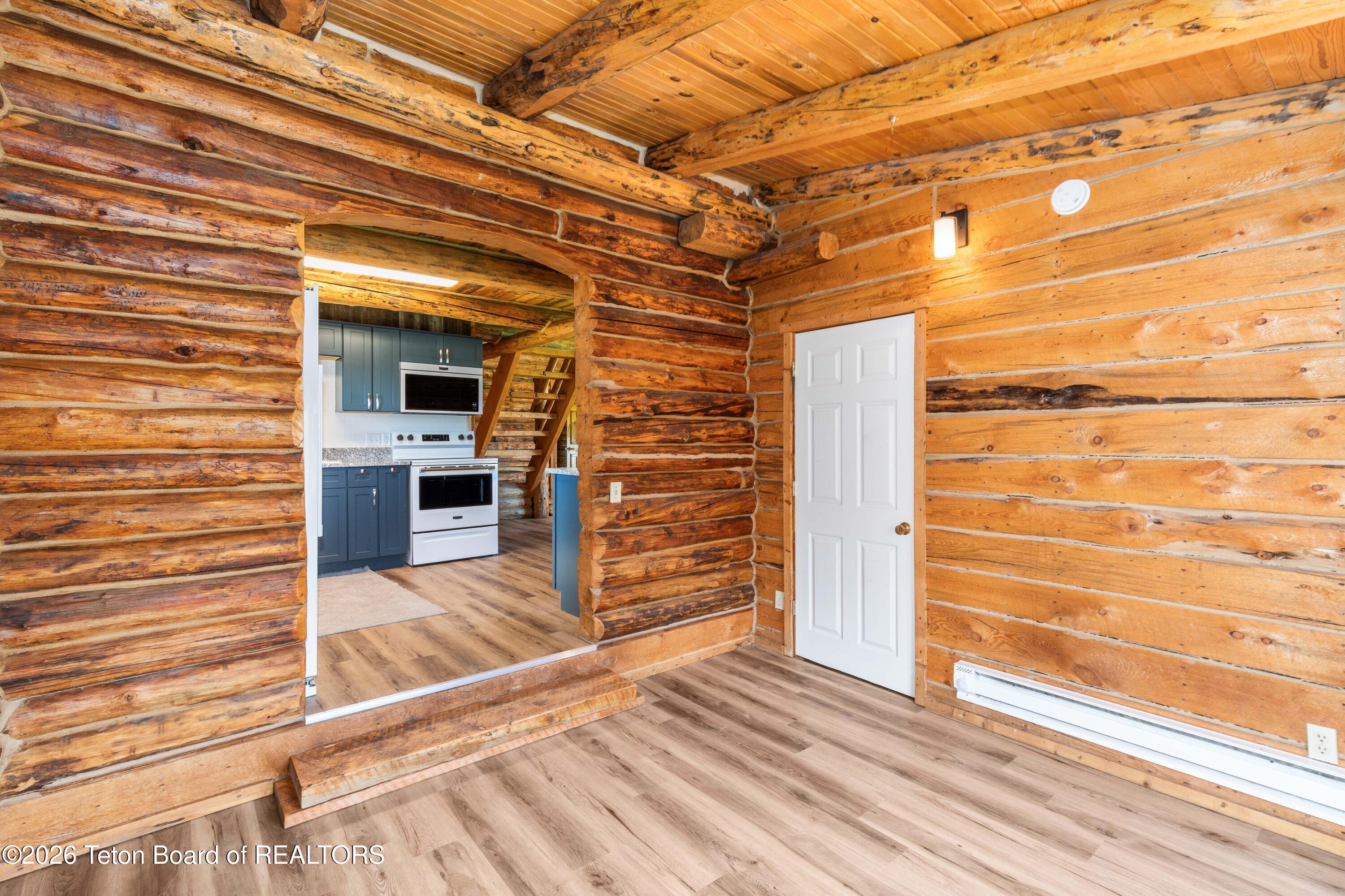 81 MEADOWLARK Lane
