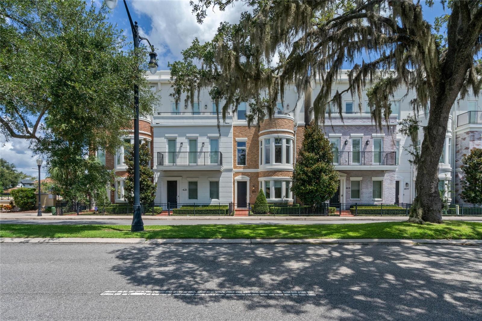 419 W MORSE BLVD