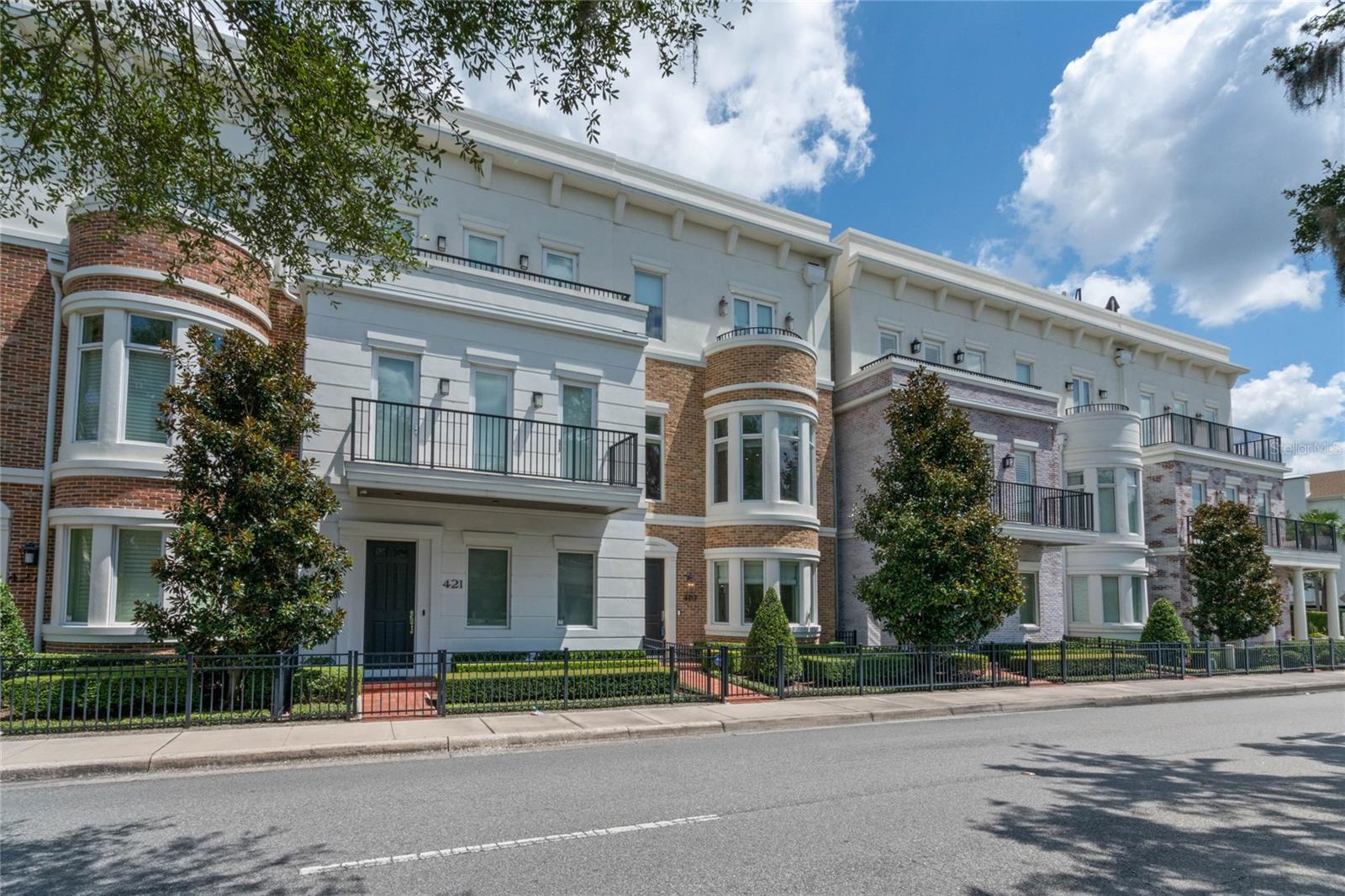 419 W MORSE BLVD