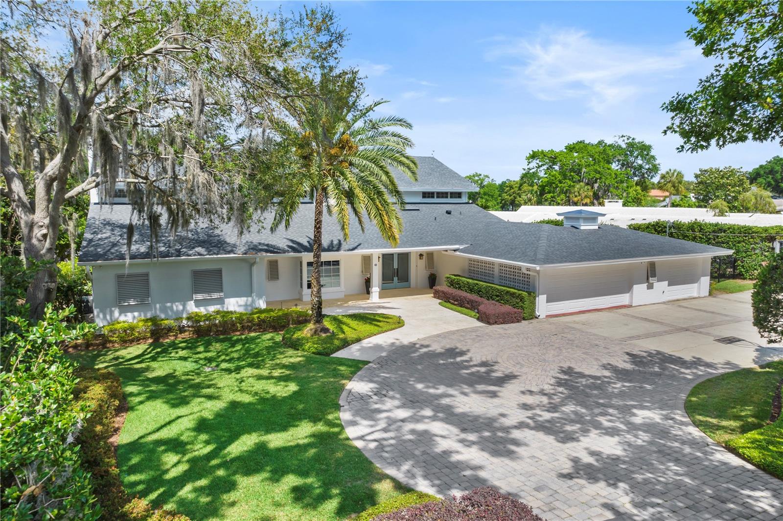 421 LAKEWOOD DR