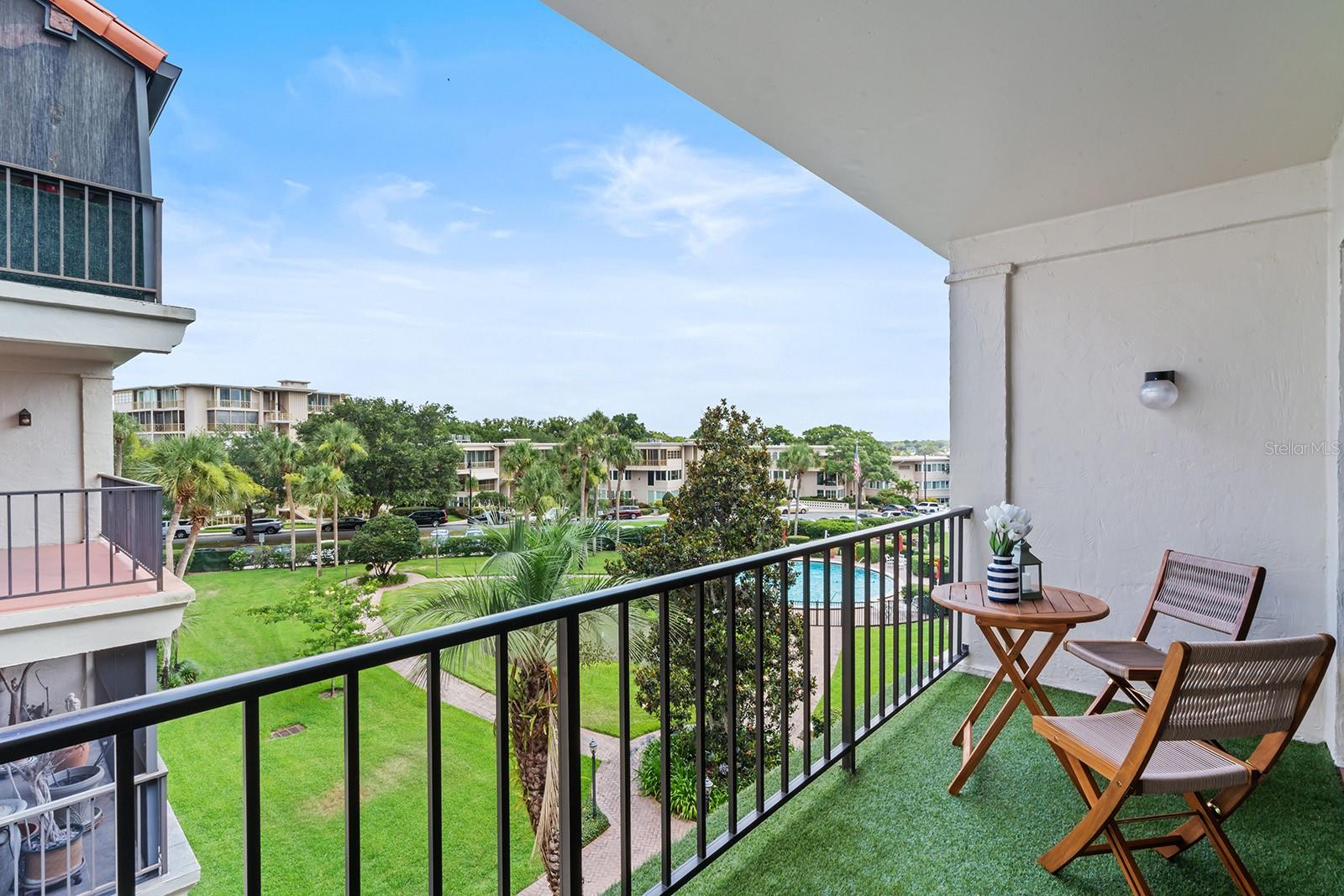 100 S INTERLACHEN AVE #410