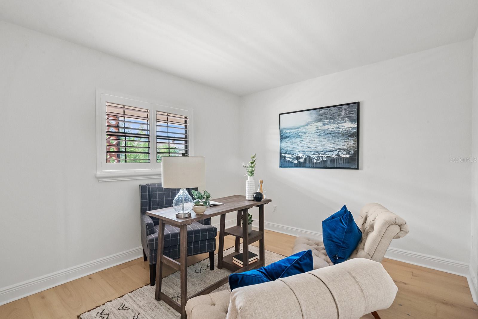 100 S INTERLACHEN AVE #410