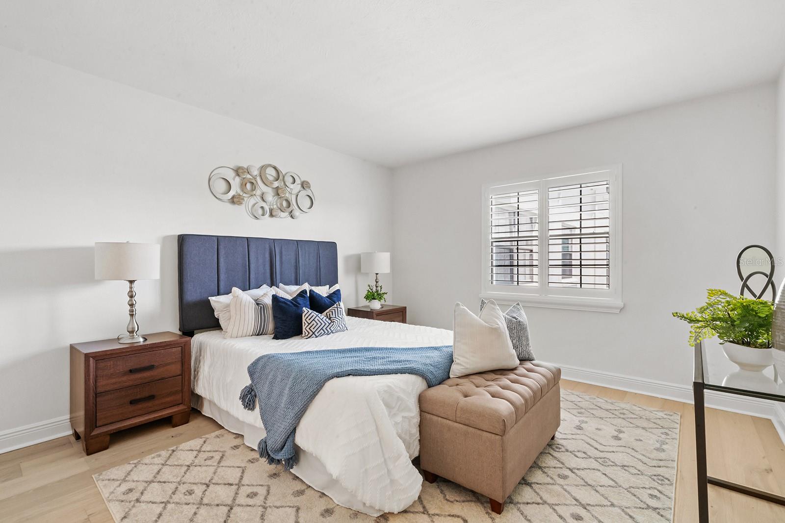 100 S INTERLACHEN AVE #410