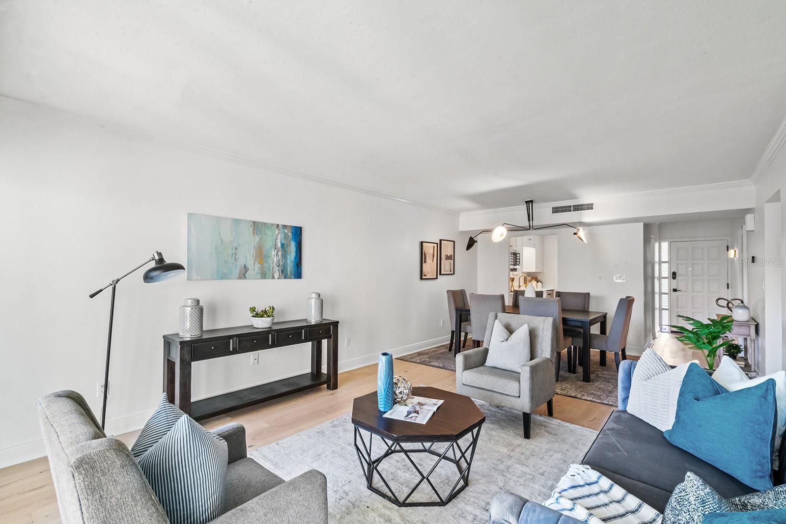 100 S INTERLACHEN AVE #410