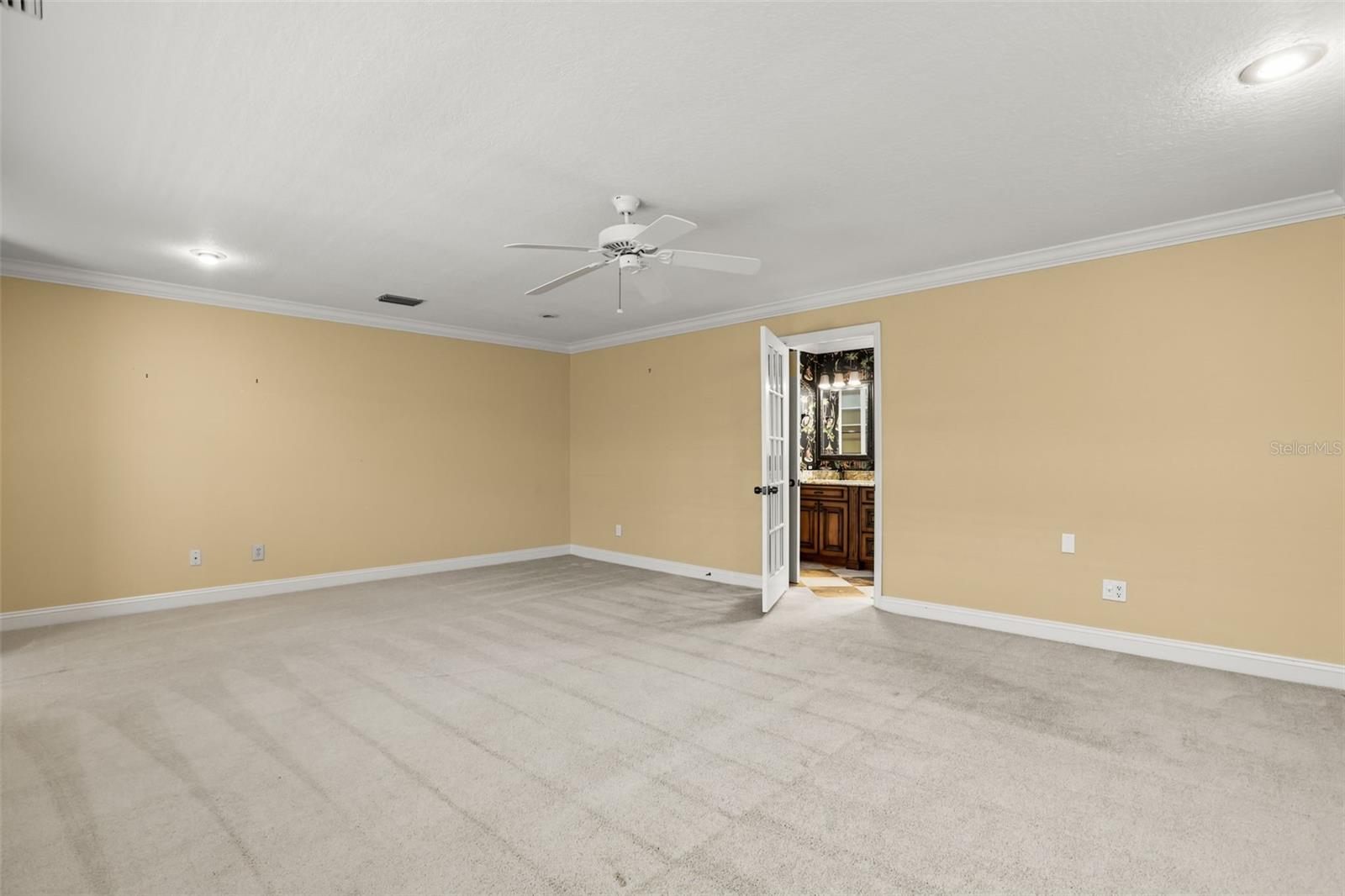 1134 WASHINGTON AVE #13C