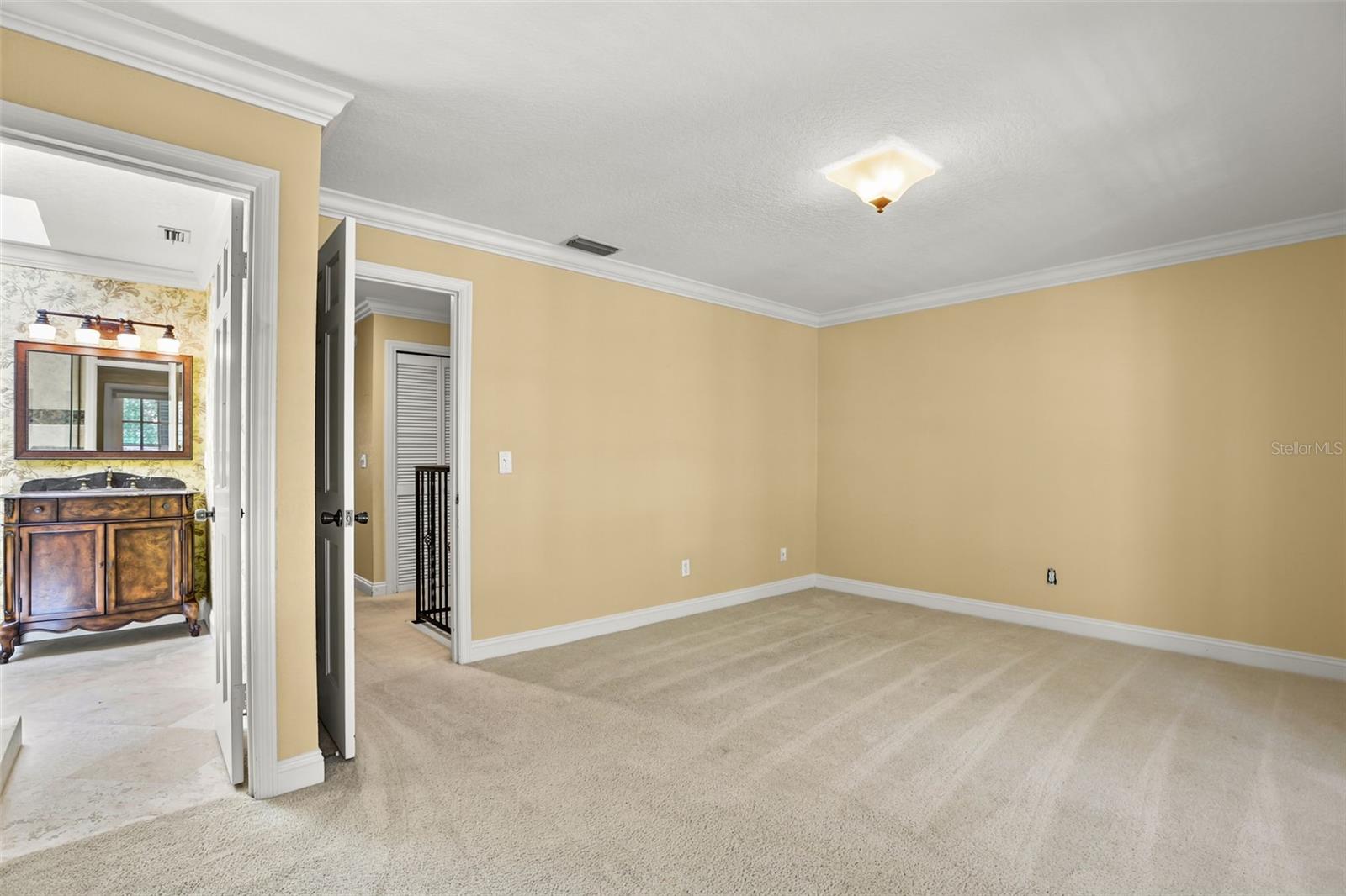 1134 WASHINGTON AVE #13C