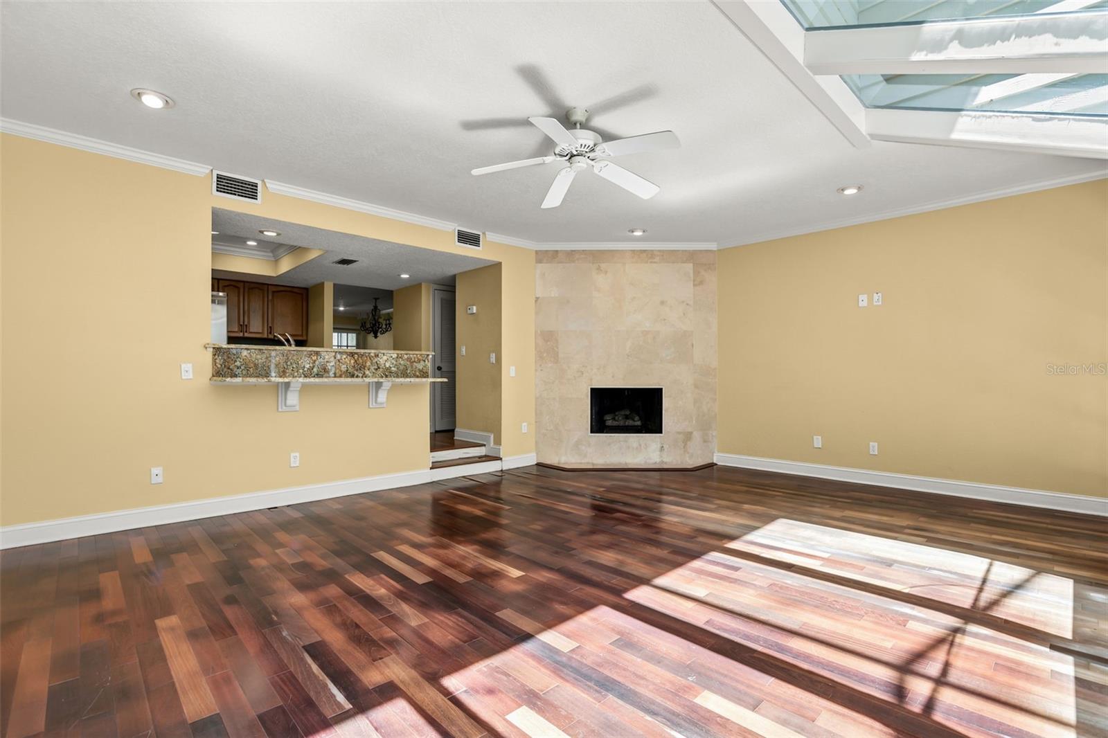 1134 WASHINGTON AVE #13C