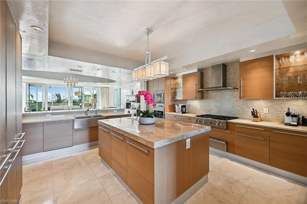 13675 Vanderbilt DR # 508 Unit: I-508