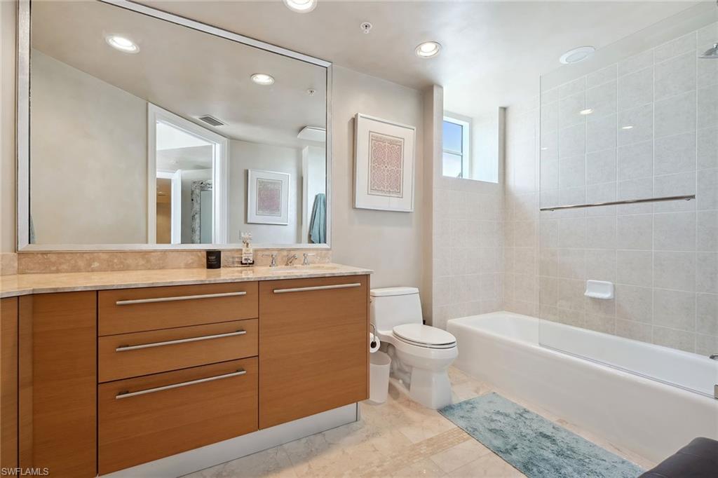 13675 Vanderbilt DR # 508 Unit: I-508