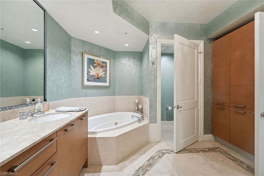 13675 Vanderbilt DR # 508 Unit: I-508
