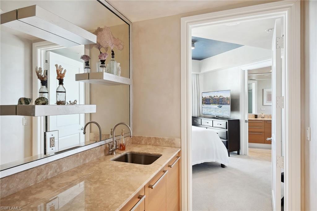 13675 Vanderbilt DR # 508 Unit: I-508