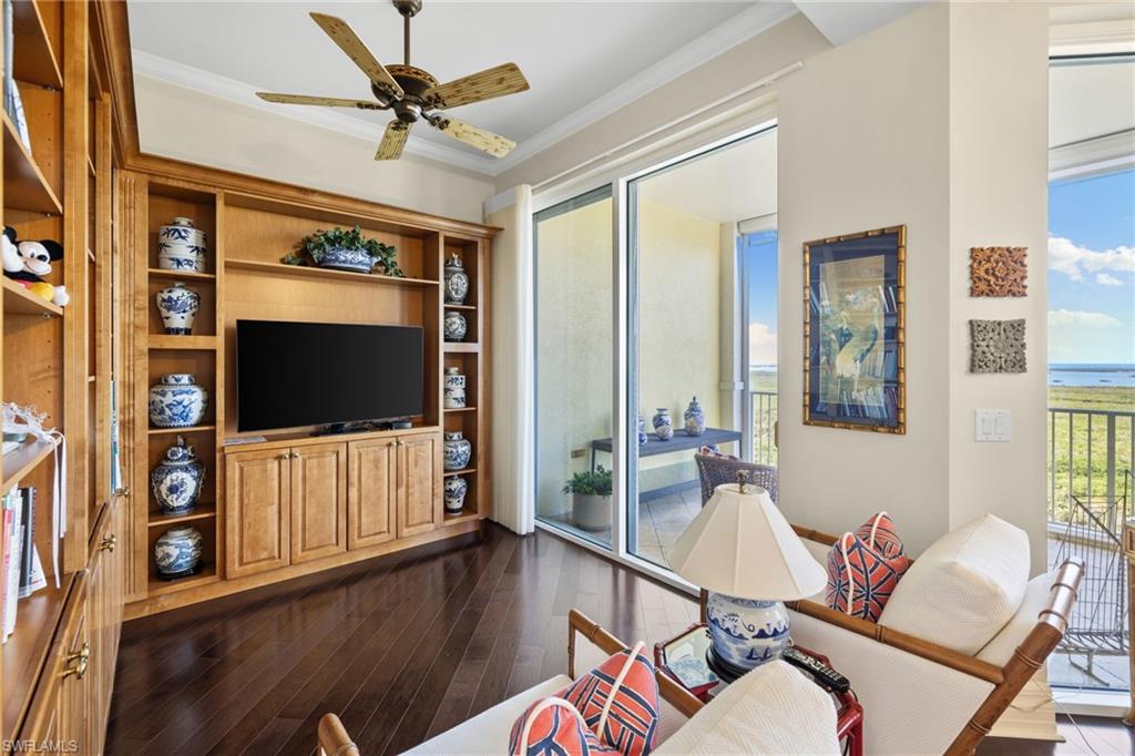 4751 W Bay BLVD # 2002