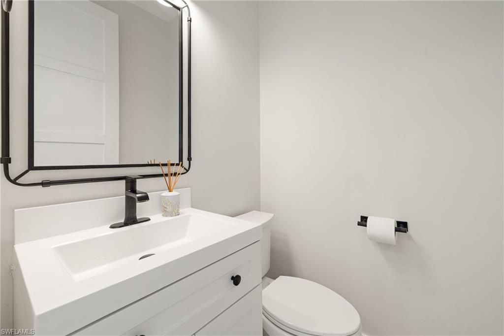 6968 Burnt Sienna CIR