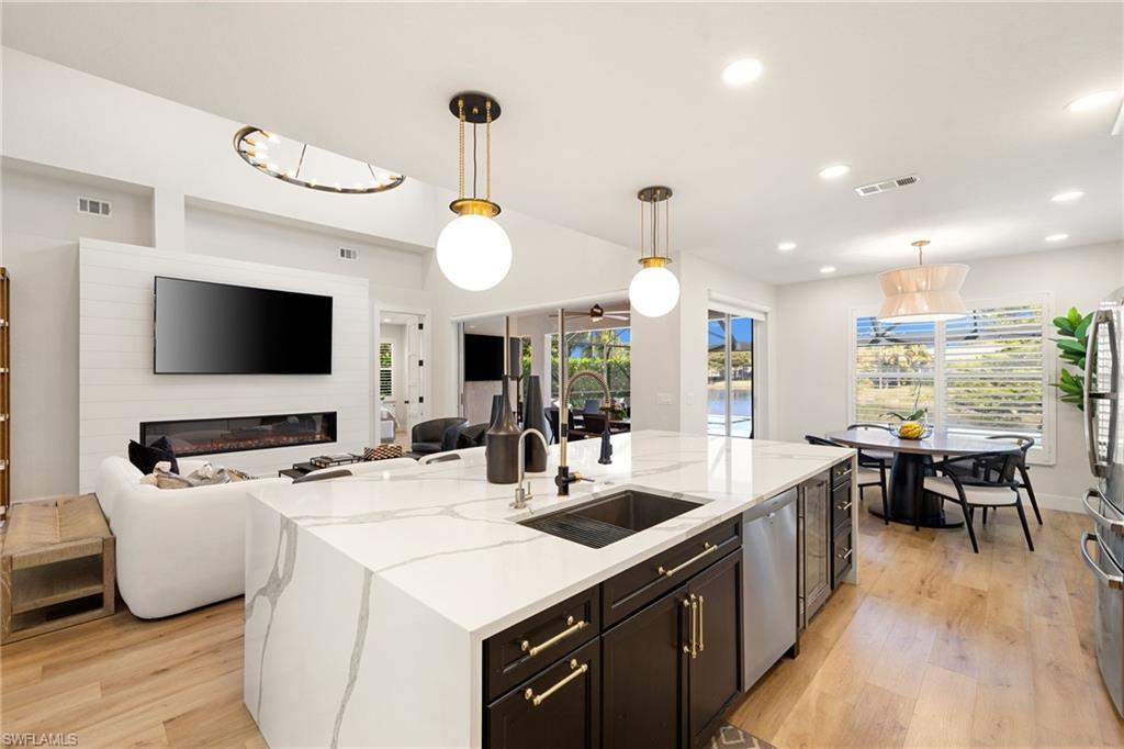 6968 Burnt Sienna CIR