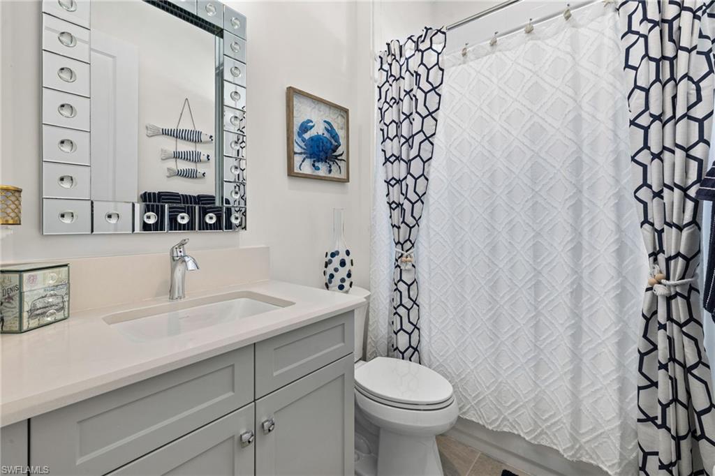 12097 Eucalyptus WAY