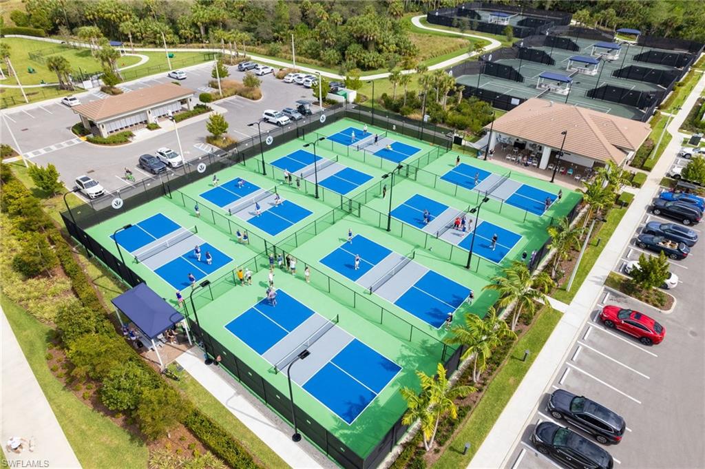 12097 Eucalyptus WAY