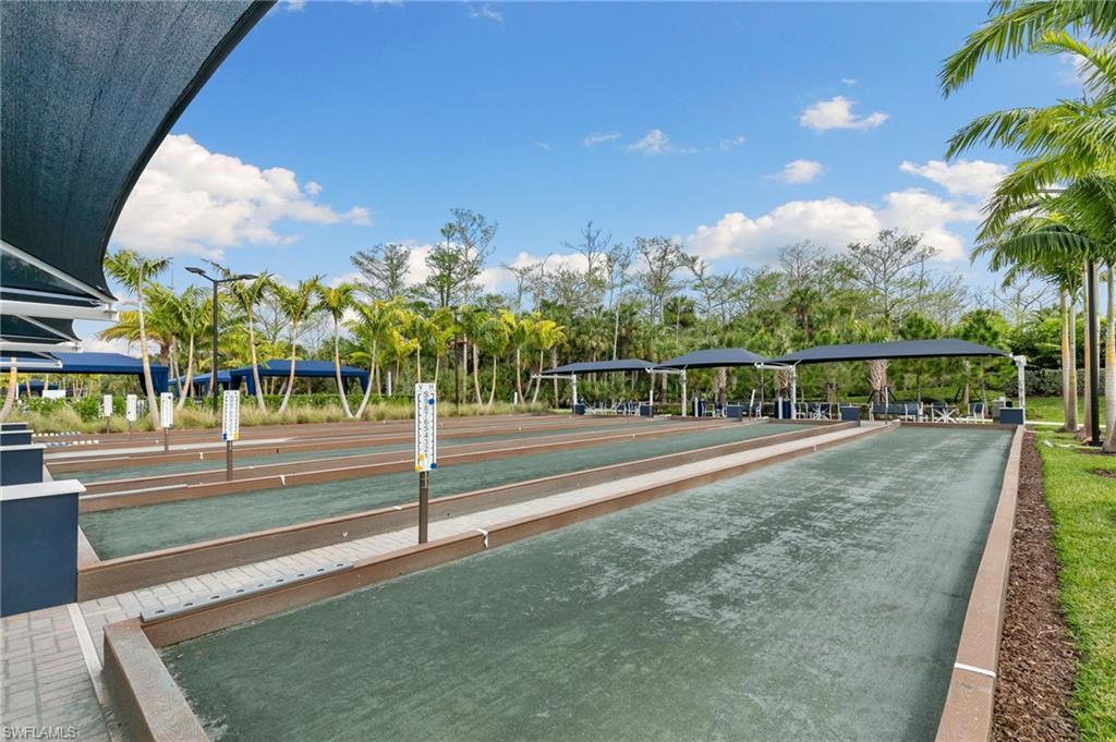 12097 Eucalyptus WAY