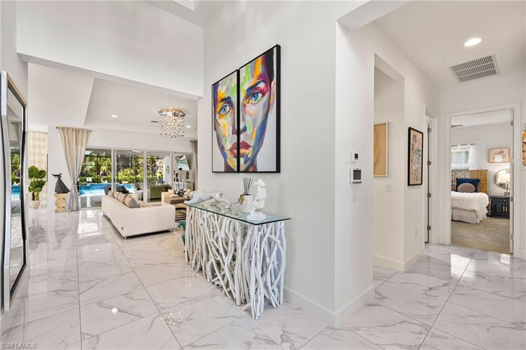 12097 Eucalyptus WAY