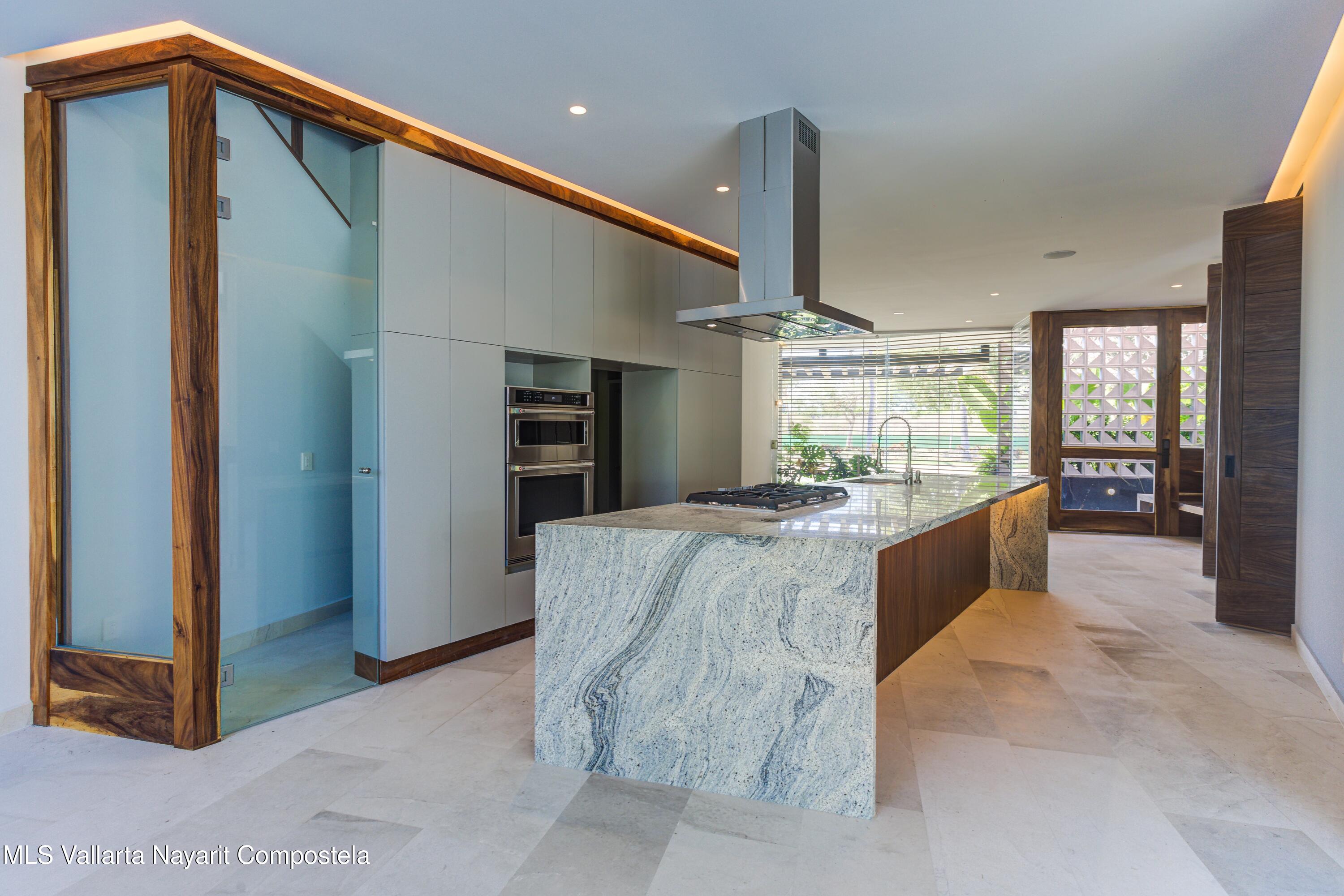 126 Brisa Marina