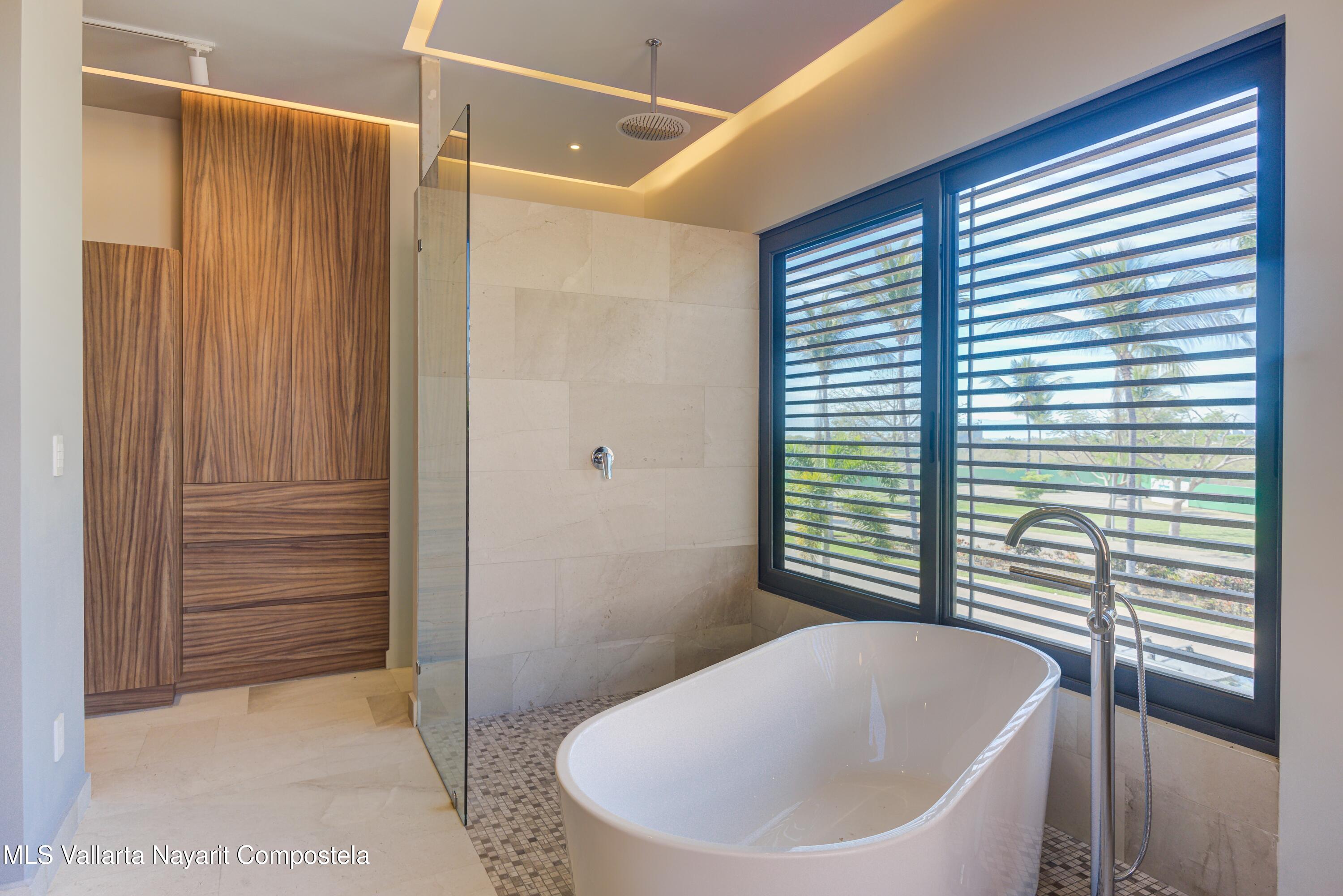 126 Brisa Marina