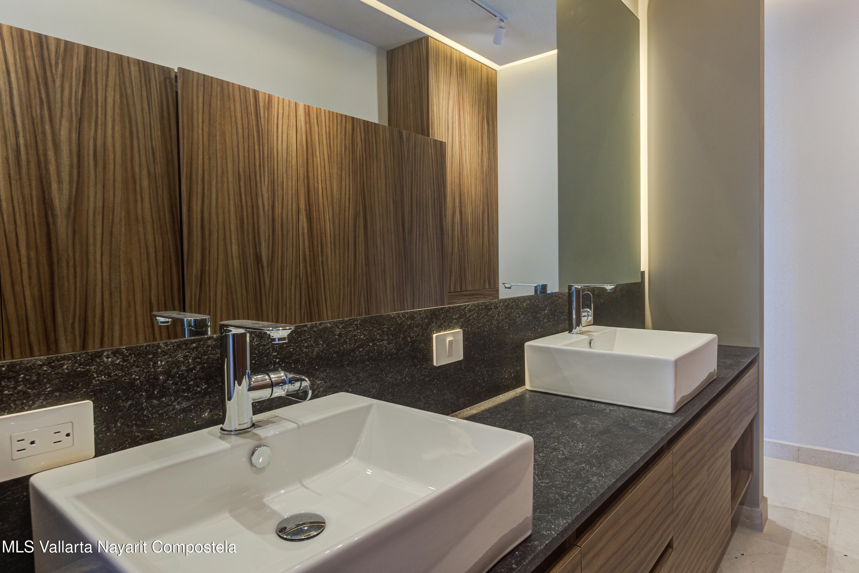 126 Brisa Marina