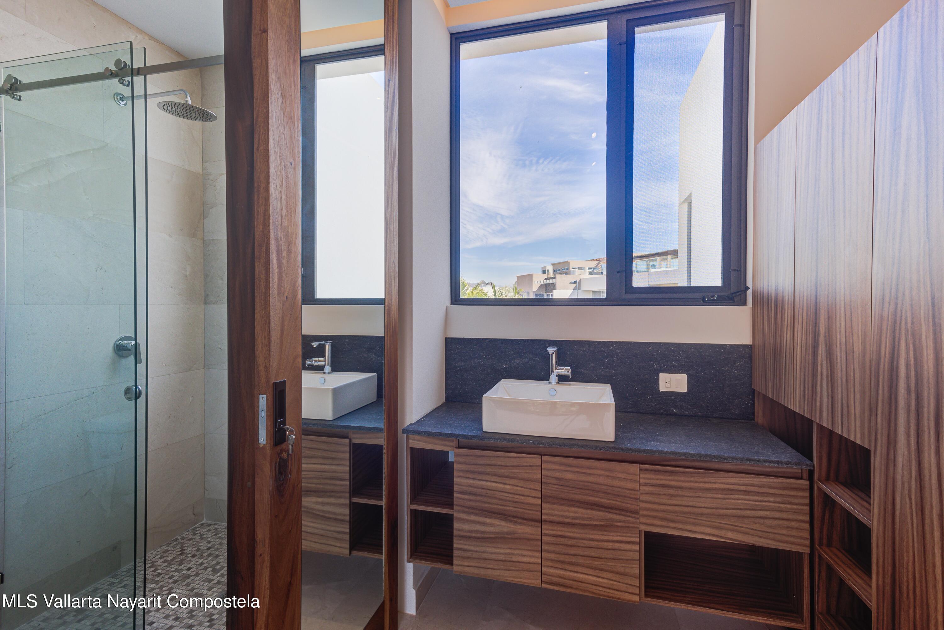 126 Brisa Marina