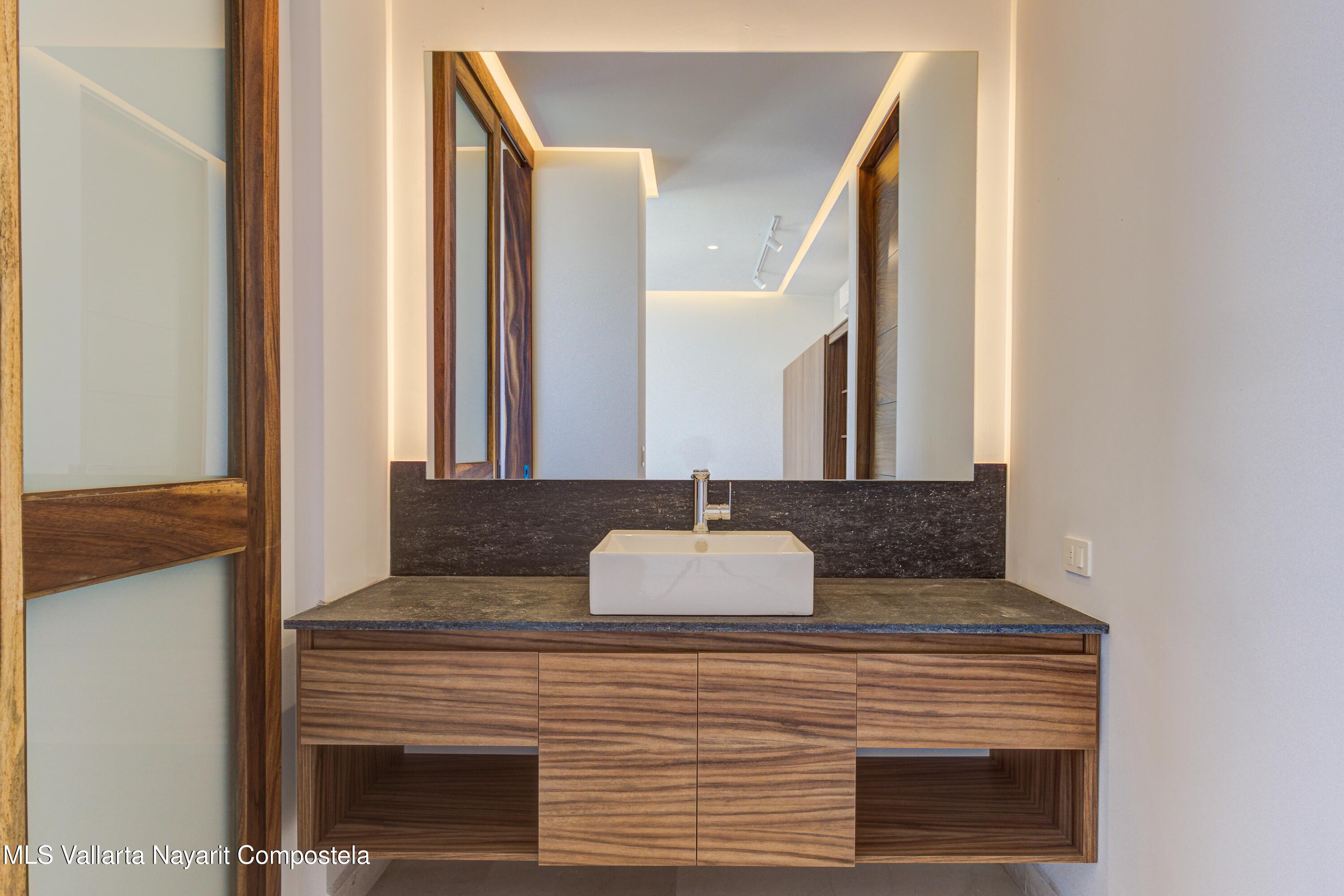 126 Brisa Marina