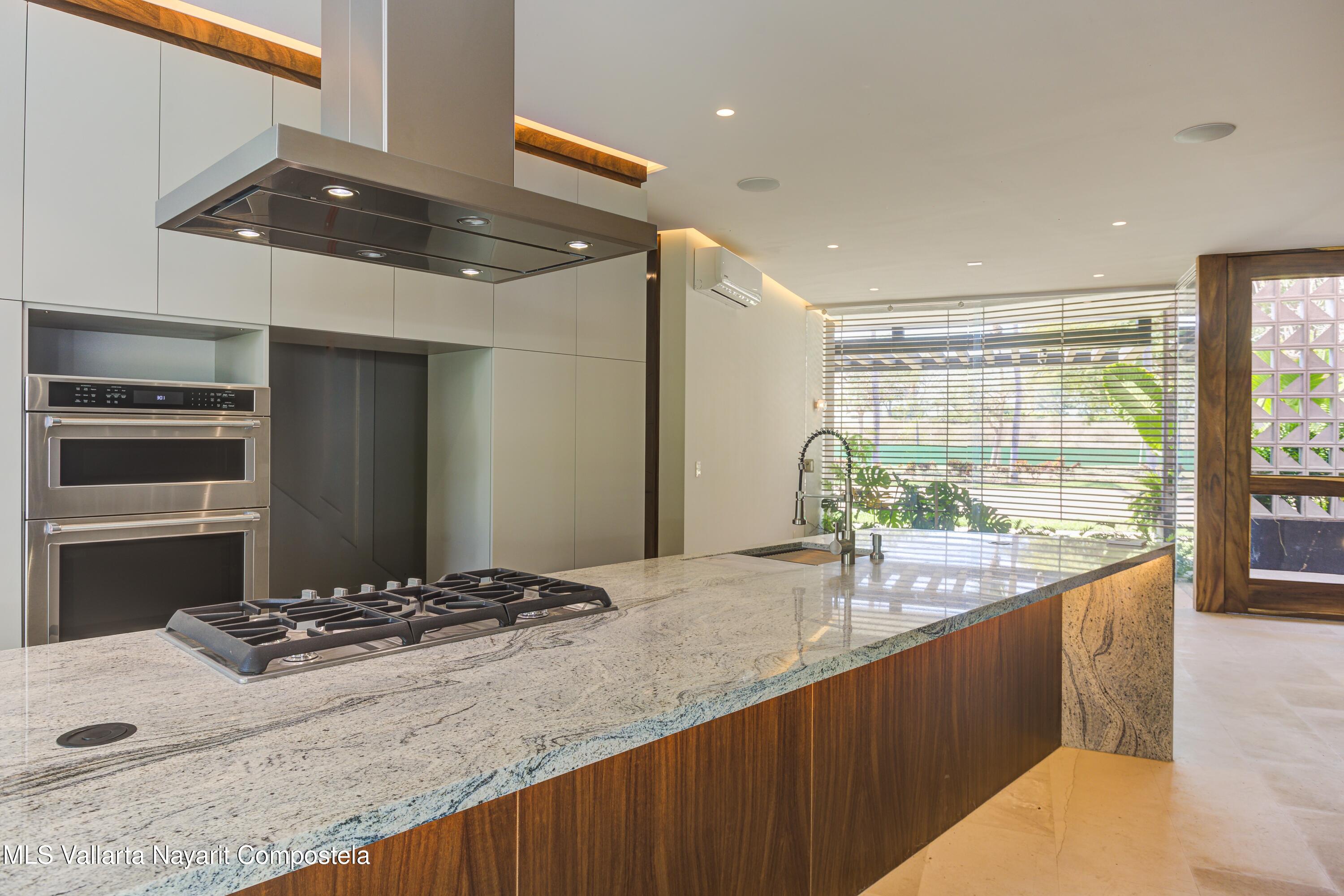 126 Brisa Marina