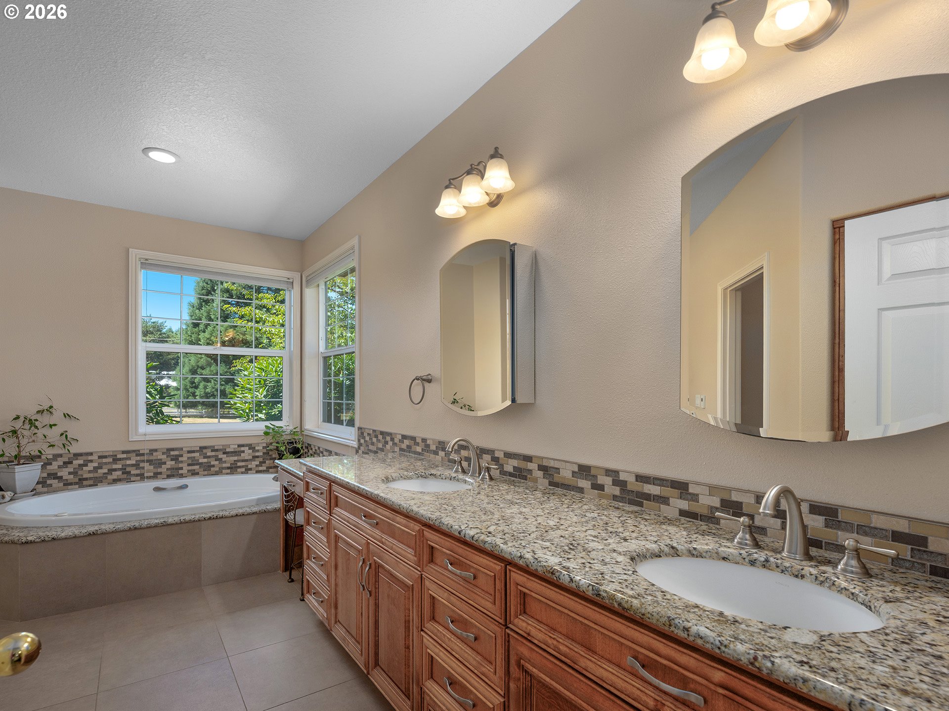 11380 NW VALLEY VISTA RD