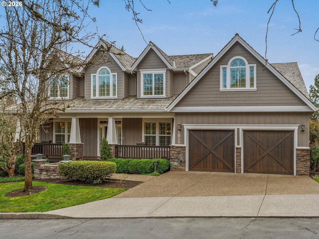 1815 NW ROSEFINCH LN