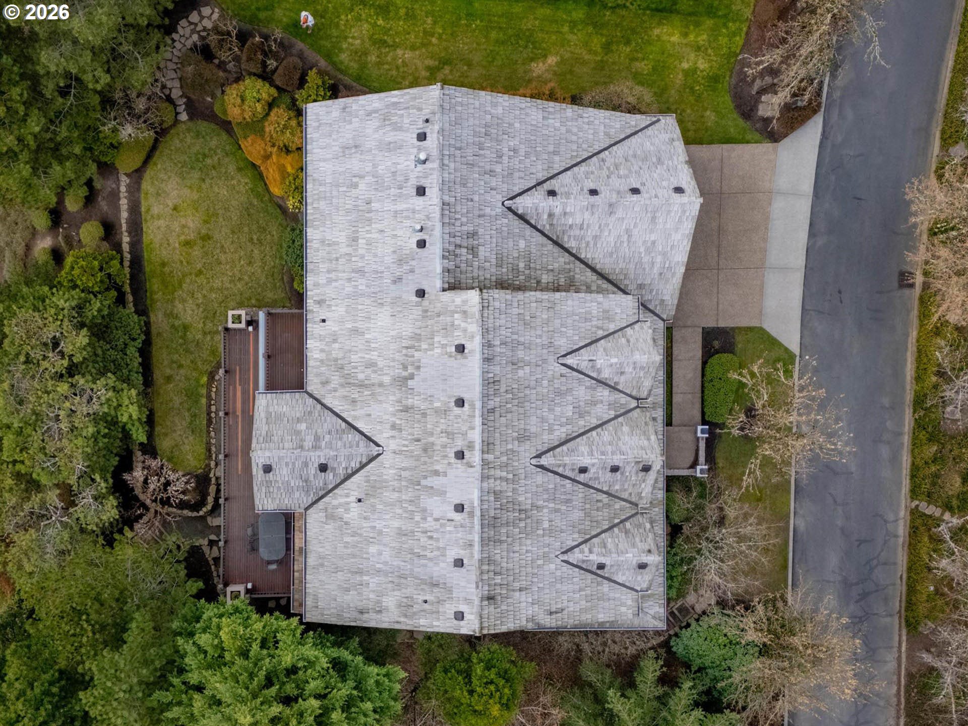 1815 NW ROSEFINCH LN