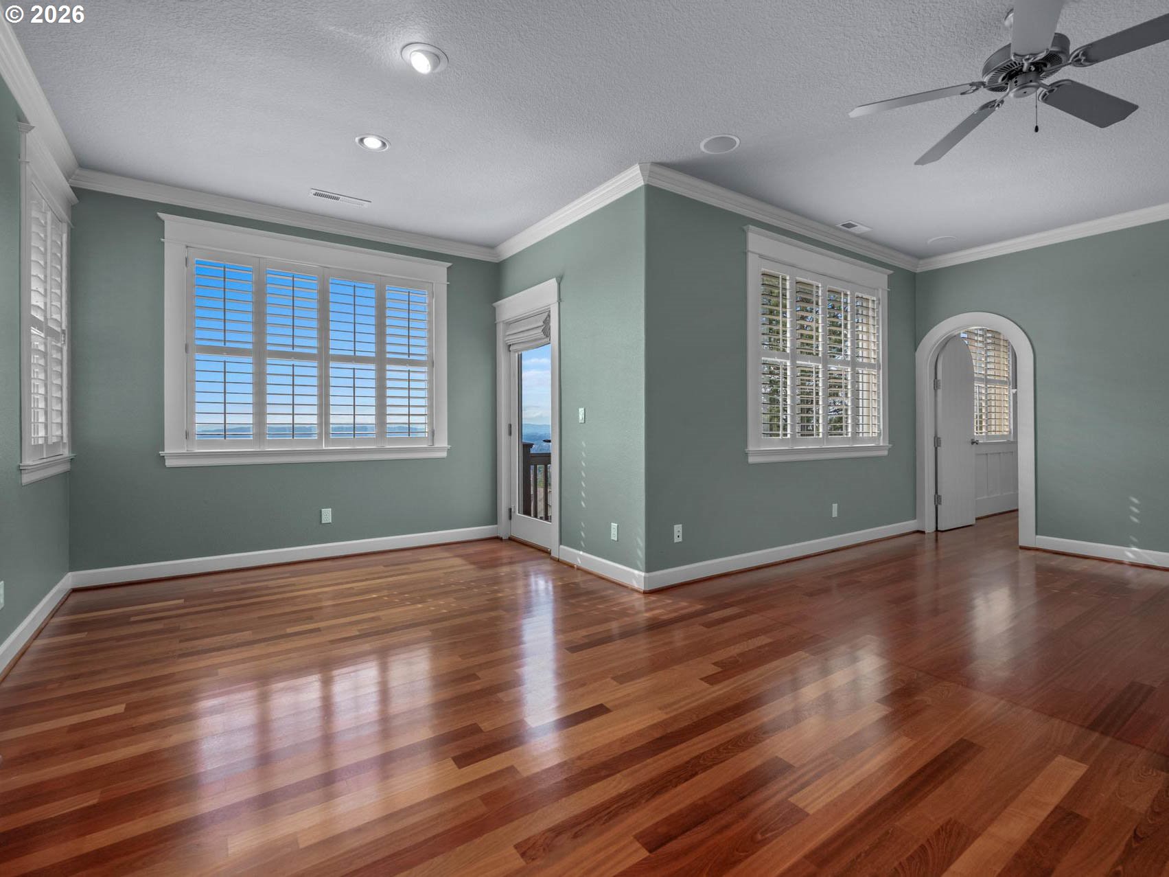 1815 NW ROSEFINCH LN