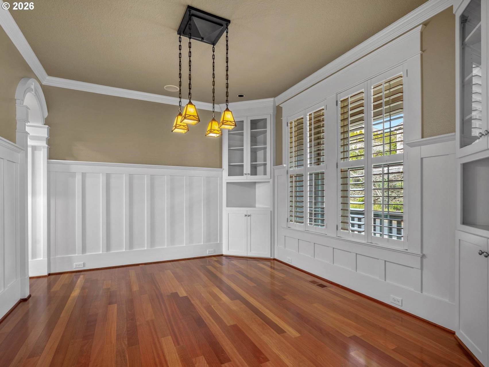 1815 NW ROSEFINCH LN