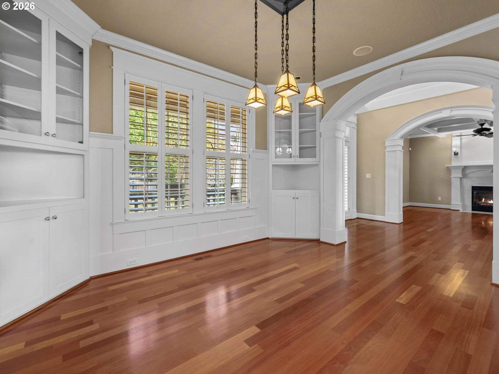 1815 NW ROSEFINCH LN