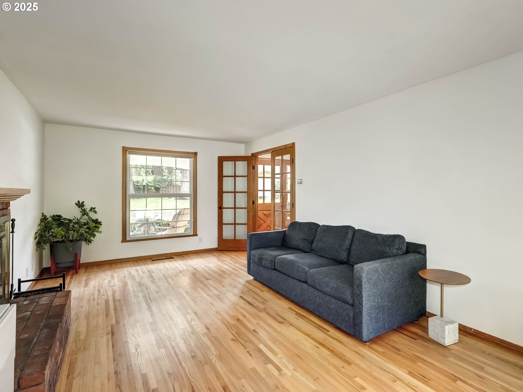313 NE 18TH AVE