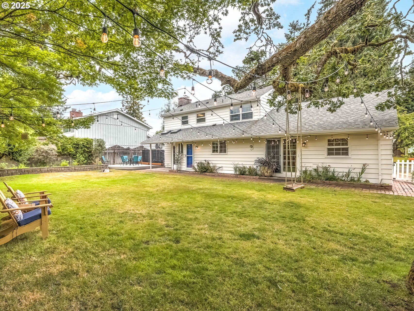 313 NE 18TH AVE