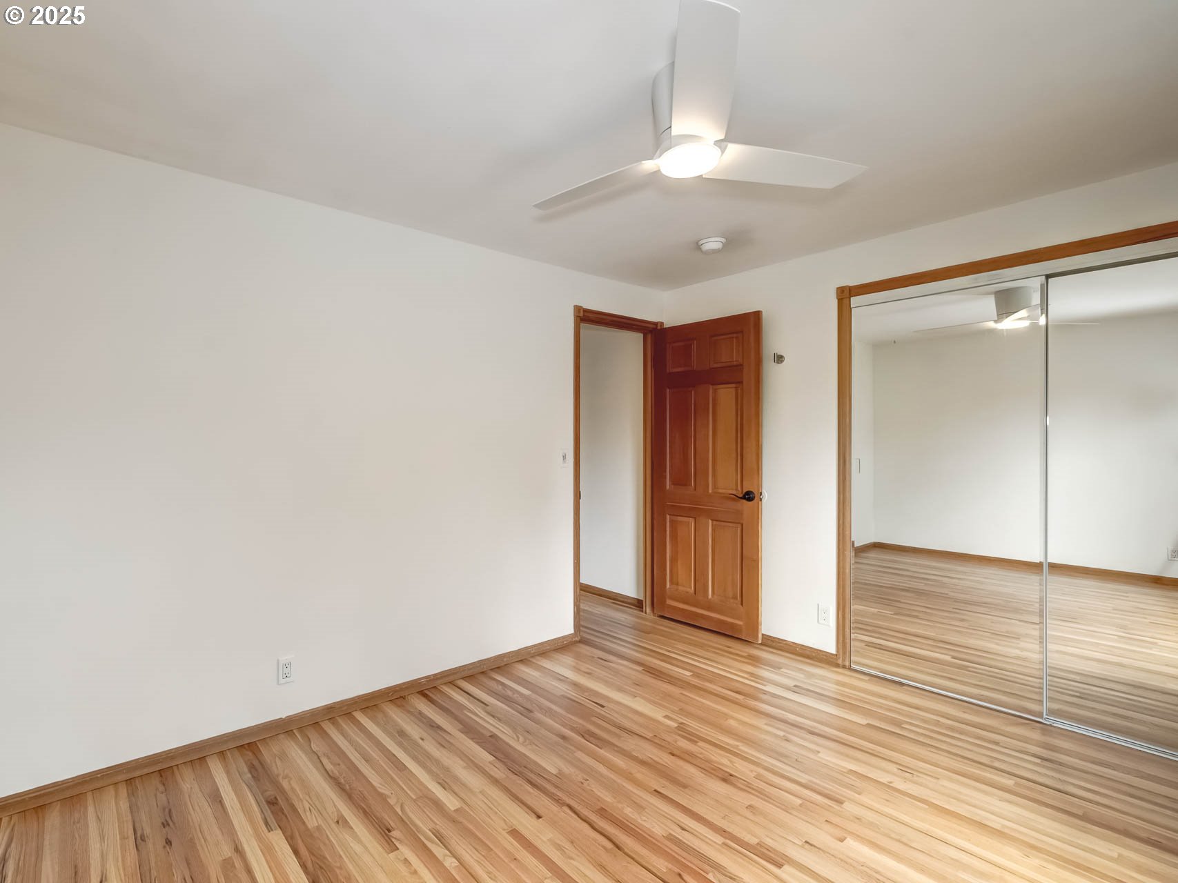 313 NE 18TH AVE