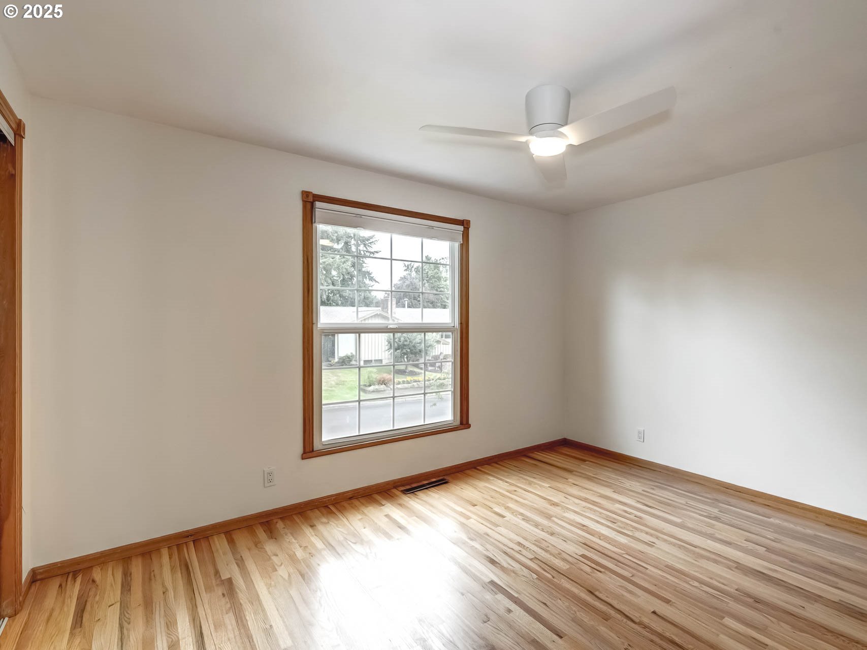 313 NE 18TH AVE